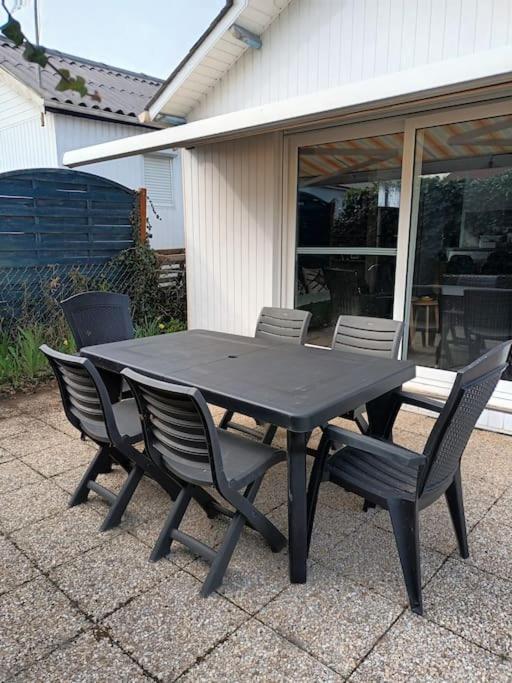 Captain'S Quarters - Maison En Bord De Plage Saint-Côme-de-Fresné Екстериор снимка